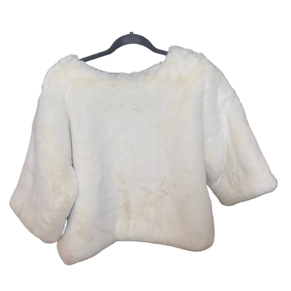 002-WOMEN'S 3/4 SLEEVES PULLOVER SOLID FUZZY SWEATER - Picture 1 of 4